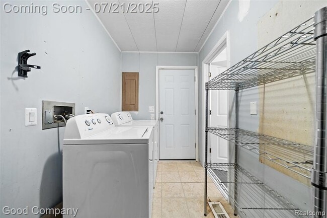 Building Photo - 3826 Kent Rd