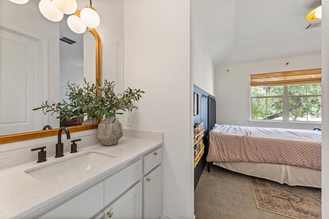 Building Photo - 224 Magnolia Blossom Cove