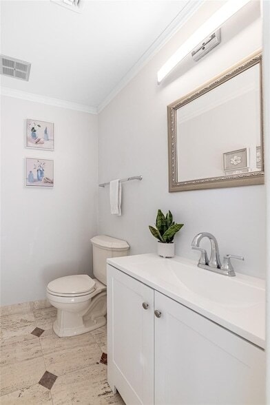 Building Photo - 2519 Barcelona Dr