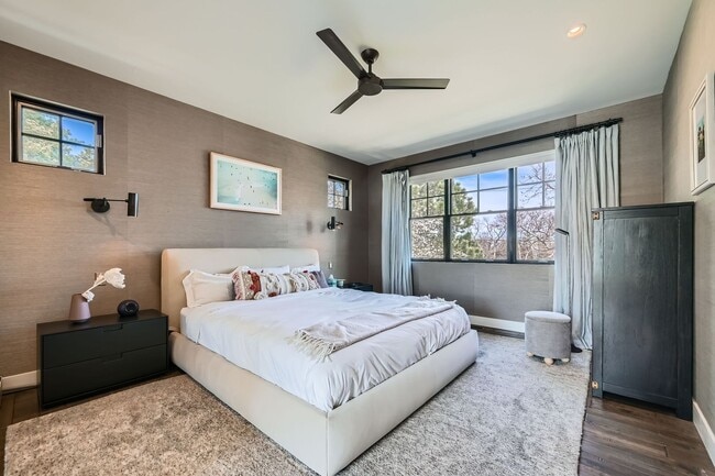 Building Photo - Refined Boulder Living - Furnished 5BDR Gem