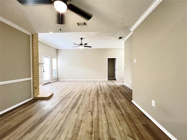 Building Photo - 204 Pear Tree Pl