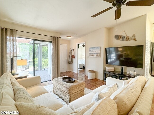 Building Photo - 1042 Oak Forest Dr