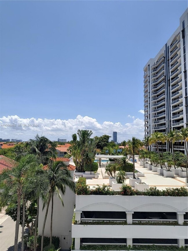 Building Photo - 3610 Yacht Club Dr
