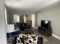 Building Photo - Charming Duplex in the Heart of Uptown New...
