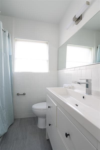 Building Photo - 1020 N Victoria Park Rd