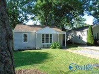 Building Photo - 1423 Stevens Ave NE