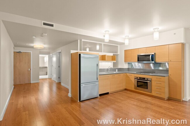 Building Photo - Luxury Downtown Living In The John Ross Building | 1 Bedroom | 1 Bathroom Condo | PDX's SW Water ...
