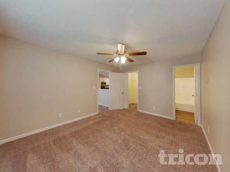 Building Photo - 7433 Tassel Ct