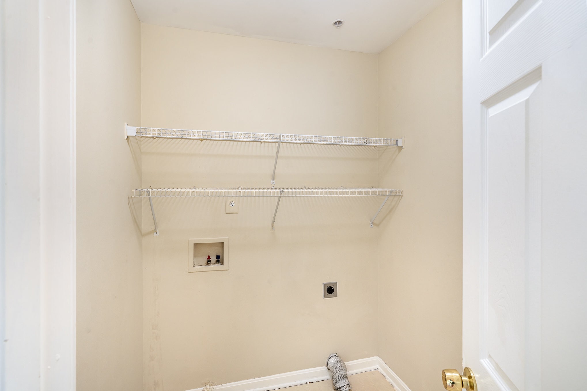 Building Photo - 200 Woodgreen Cir