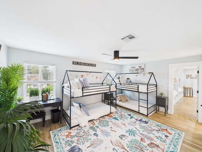 Building Photo - 5430 Havenwoods Dr