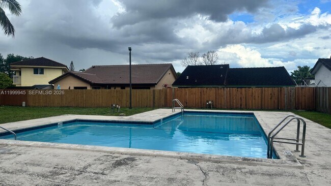 Building Photo - 11460 SW 73rd St