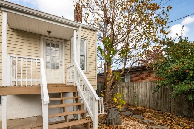 Building Photo - 7716 Lovella Ave