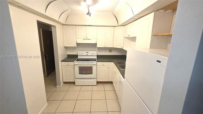 Building Photo - 4344 NW 9th Ave