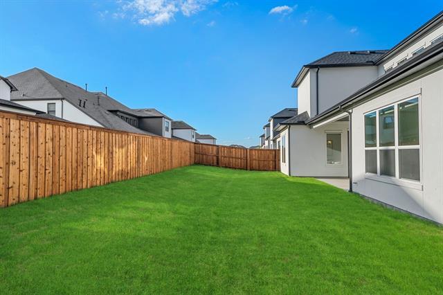 Building Photo - 10375 Great Days Dr