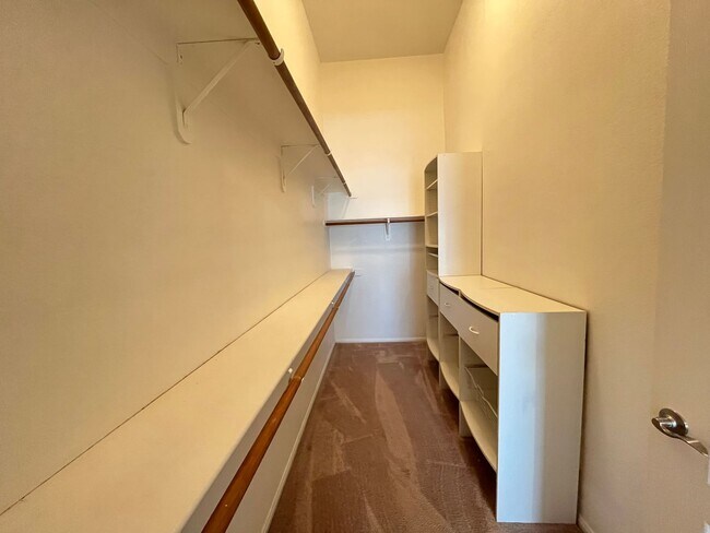 Building Photo - Cozy 2 Bedroom 2 Bathroom Condo in Gated C...