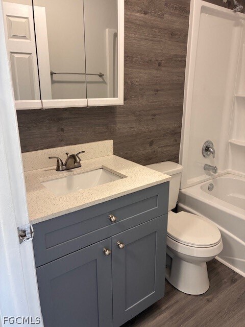 Building Photo - 3817 Del Prado Blvd S