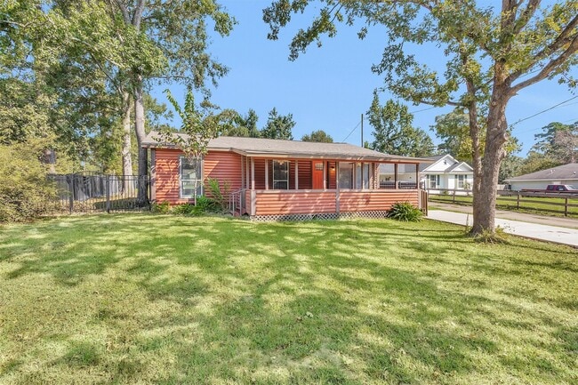 Building Photo - 10441 Royal Adrian Dr