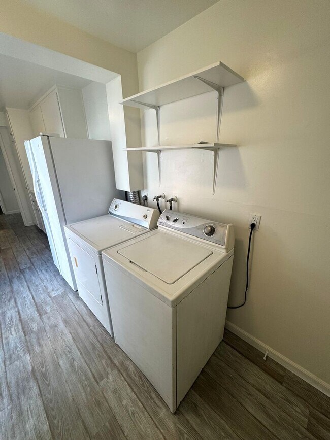 Building Photo - Spacious Ventura Keys Condo- Enjoy The Marina Life!