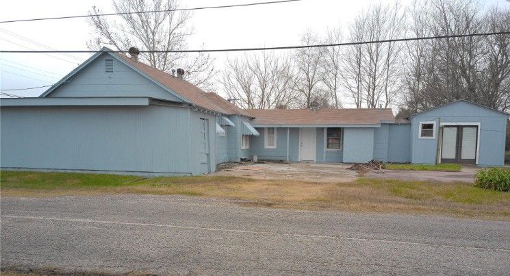 Building Photo - 1200 Avenue A