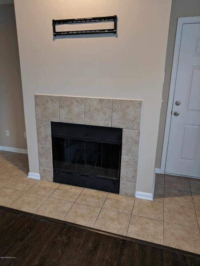 Building Photo - 218 Jardin De Mer Pl