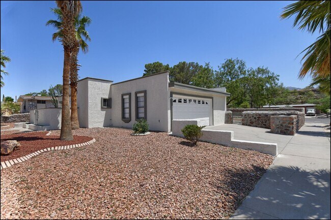 Building Photo - 6300 Jebel Way