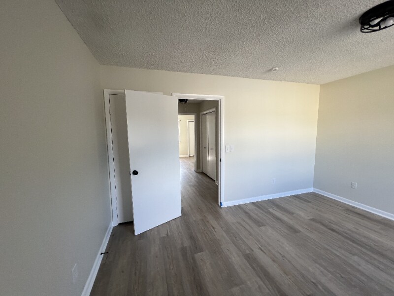 Building Photo - 6905 Cleaton Rd