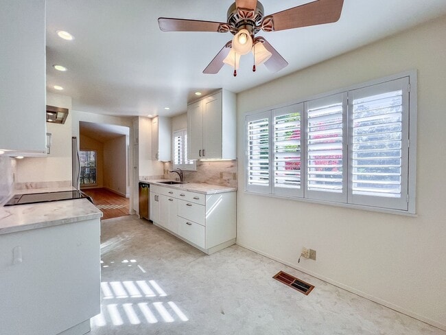 Building Photo - St. Helena – Spacious Two-Bedroom, Two-Bathroom Condo