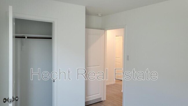 Building Photo - 9137 Navarro Vis