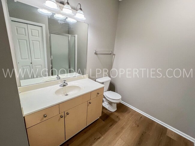 Building Photo - Spacious 3-Bedroom, 2-Bath Condo in the Heart of Ankeny