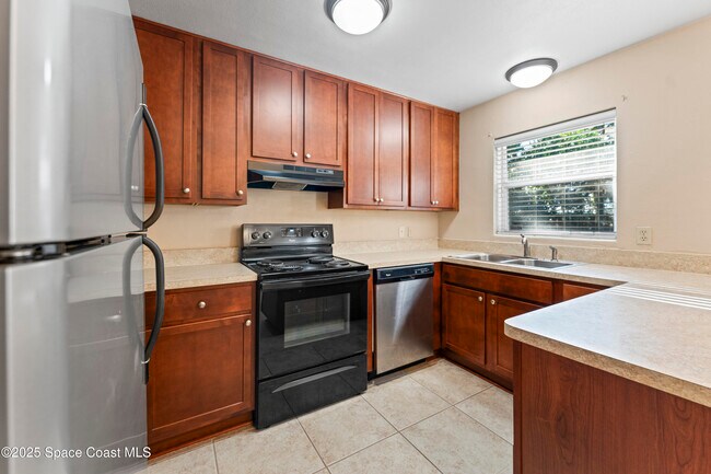 Building Photo - 2108 Bignonia St