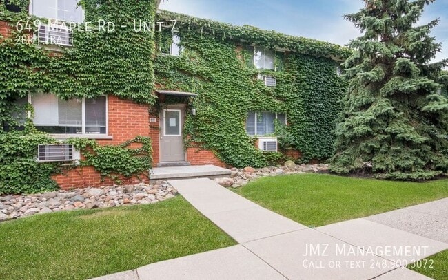 Building Photo - 649 W Maple Rd