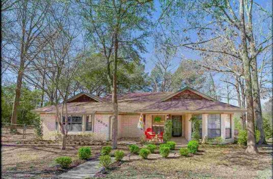 Building Photo - 16608 Echo Glen Dr