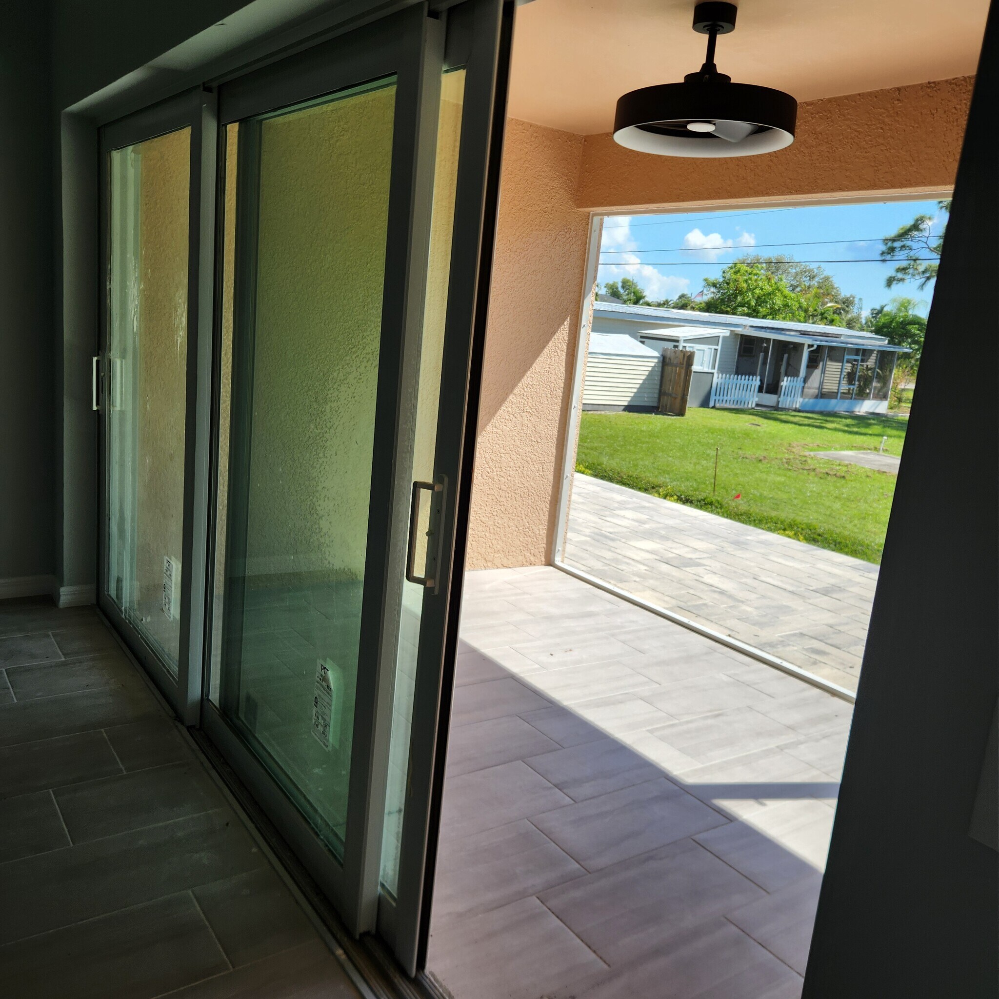 Building Photo - 5635 Genesee Pky