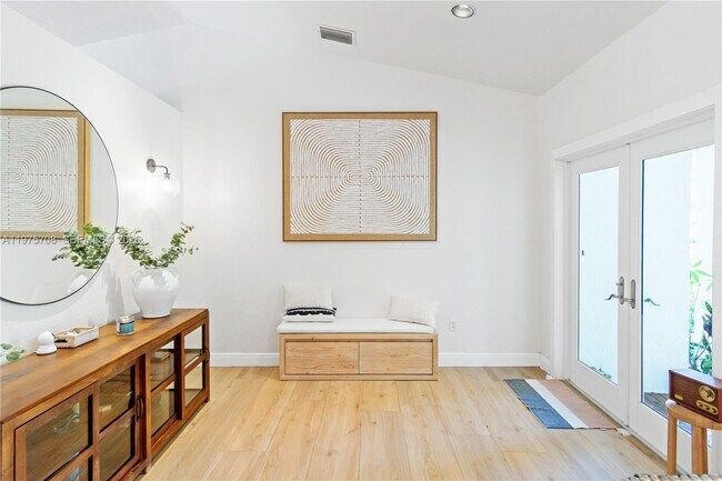 Building Photo - 16550 SW 77th Ct