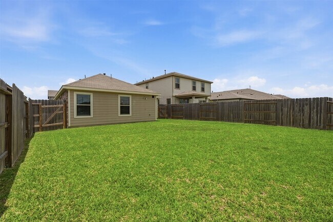 Building Photo - 25343 Trinity Oakley Ct