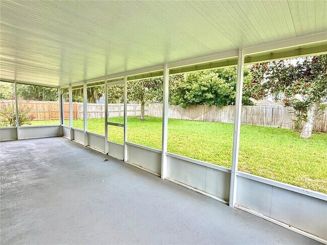 Building Photo - 2555 Palmetto Ridge Cir