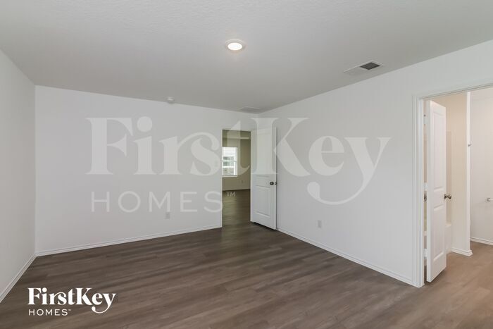 Building Photo - 14807 Greenfield Ml