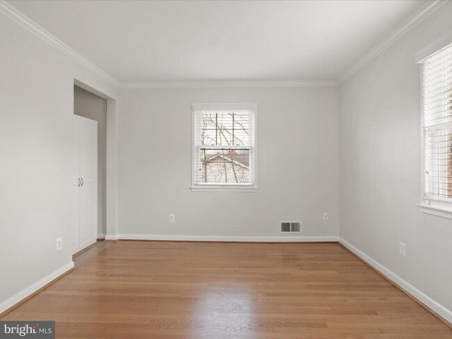 Building Photo - 1919 Kenbar Ct