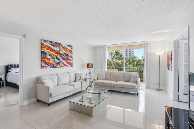 Building Photo - 2000 S Ocean Blvd