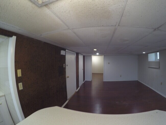 Building Photo - 5439 Baywood St