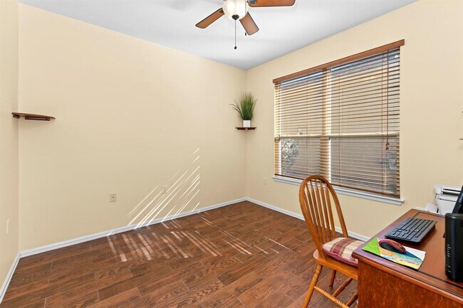 Building Photo - 128 Prairie Creek Trail