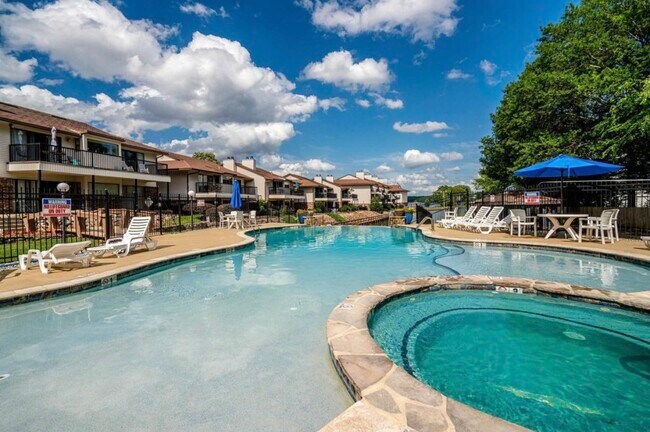 Building Photo - 5371 Central Ave