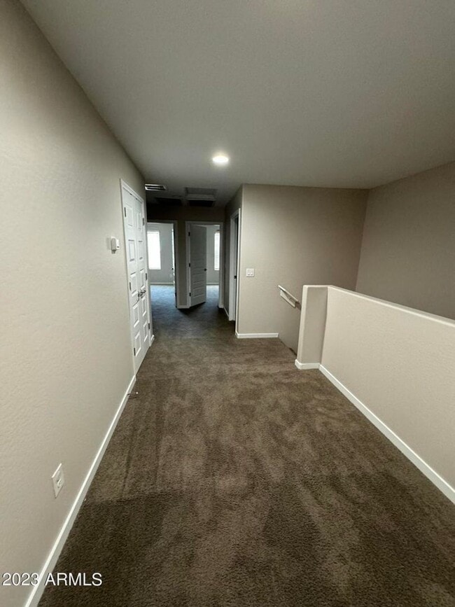 Building Photo - Unique opportunity! Rent a newer home in Tempe!!