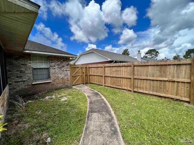 Building Photo - 9046 Caribbean Dr