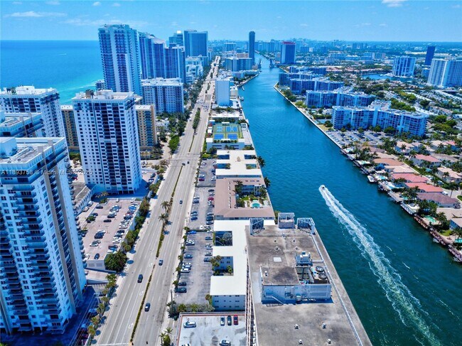 Building Photo - 2200 S Ocean Dr