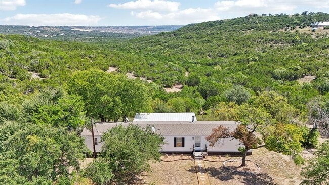 Building Photo - 21522 Long Hill Dr