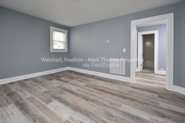 Building Photo - 216 N Guthrie Ave