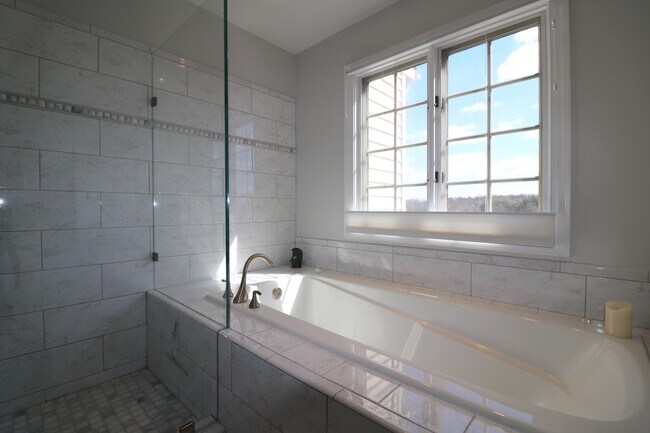 Building Photo - "Coming Soon" Luxury 4 Level Picturesque T...