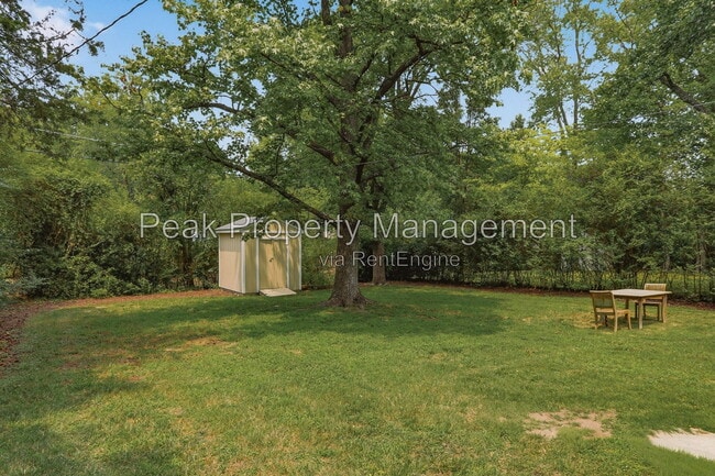 Building Photo - 6410 Morningside Dr