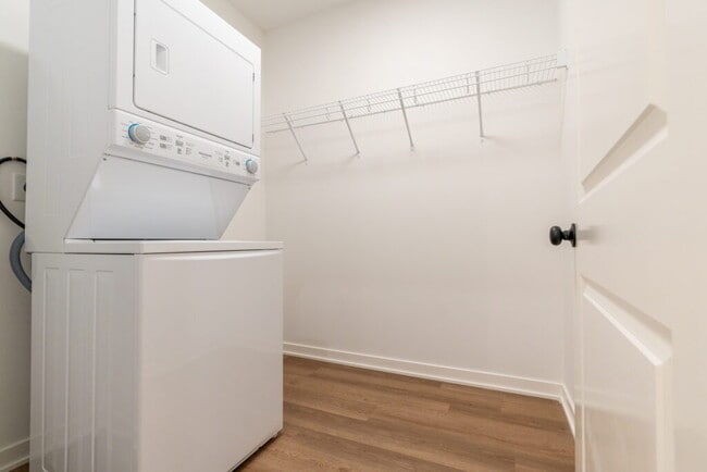 Building Photo - The Delaware: 2-Bedroom Apartment